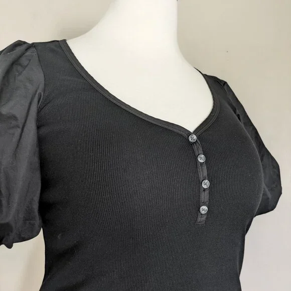 Old Navy Ribbed Cotton Puff SLeeve Sweetheart Neckline Top - Picture 4 of 6